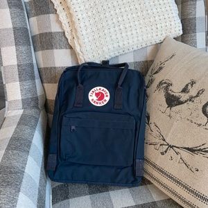 A brand new with tags fjallraven bag!!